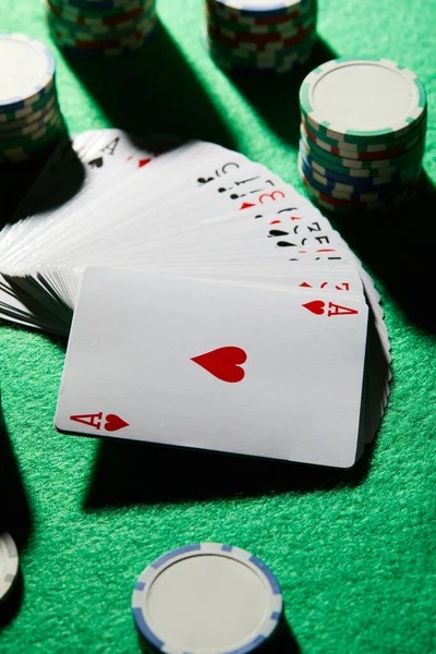Live Domino QQ table at rusiaslot88 with dealer and player tiles displayed